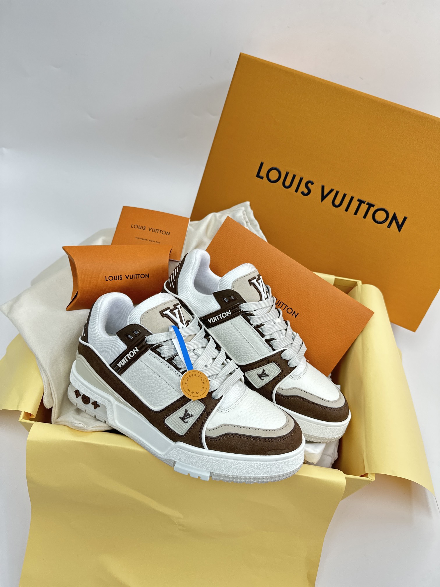 루이비통 Louis Vuitton 스니커즈