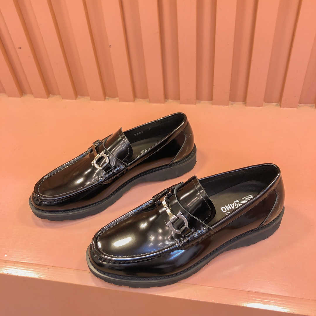 살바토레 페라가모 Salvatore Ferragamo 로퍼