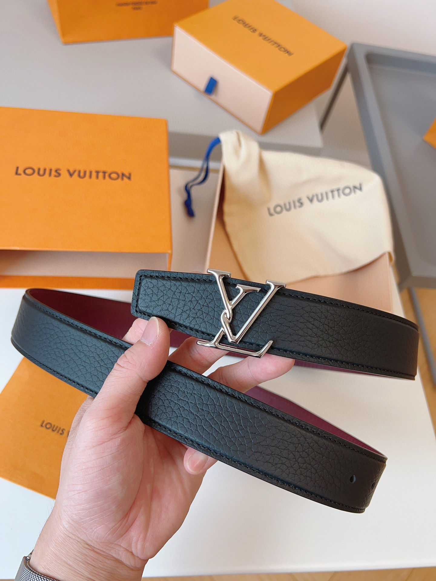 루이비통 Louis Vuitton 벨트 35mm