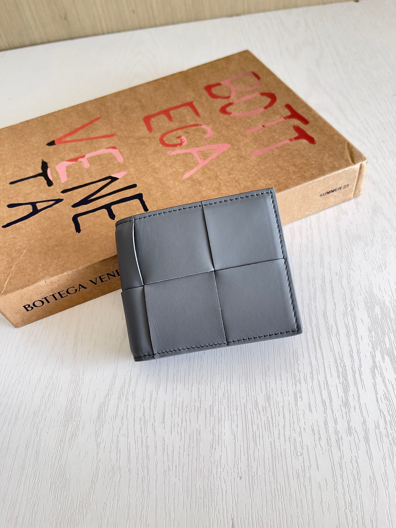 보테가 베네타 Bottega Veneta Bi-Fold Wallet 반지갑 649603