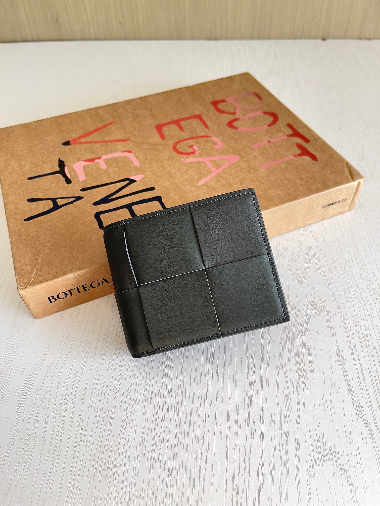 보테가 베네타 Bottega Veneta Bi-Fold Wallet 반지갑 649603