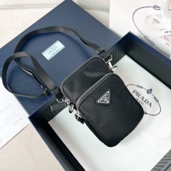 프라다 Prada 2ZT024 미니백 11CM