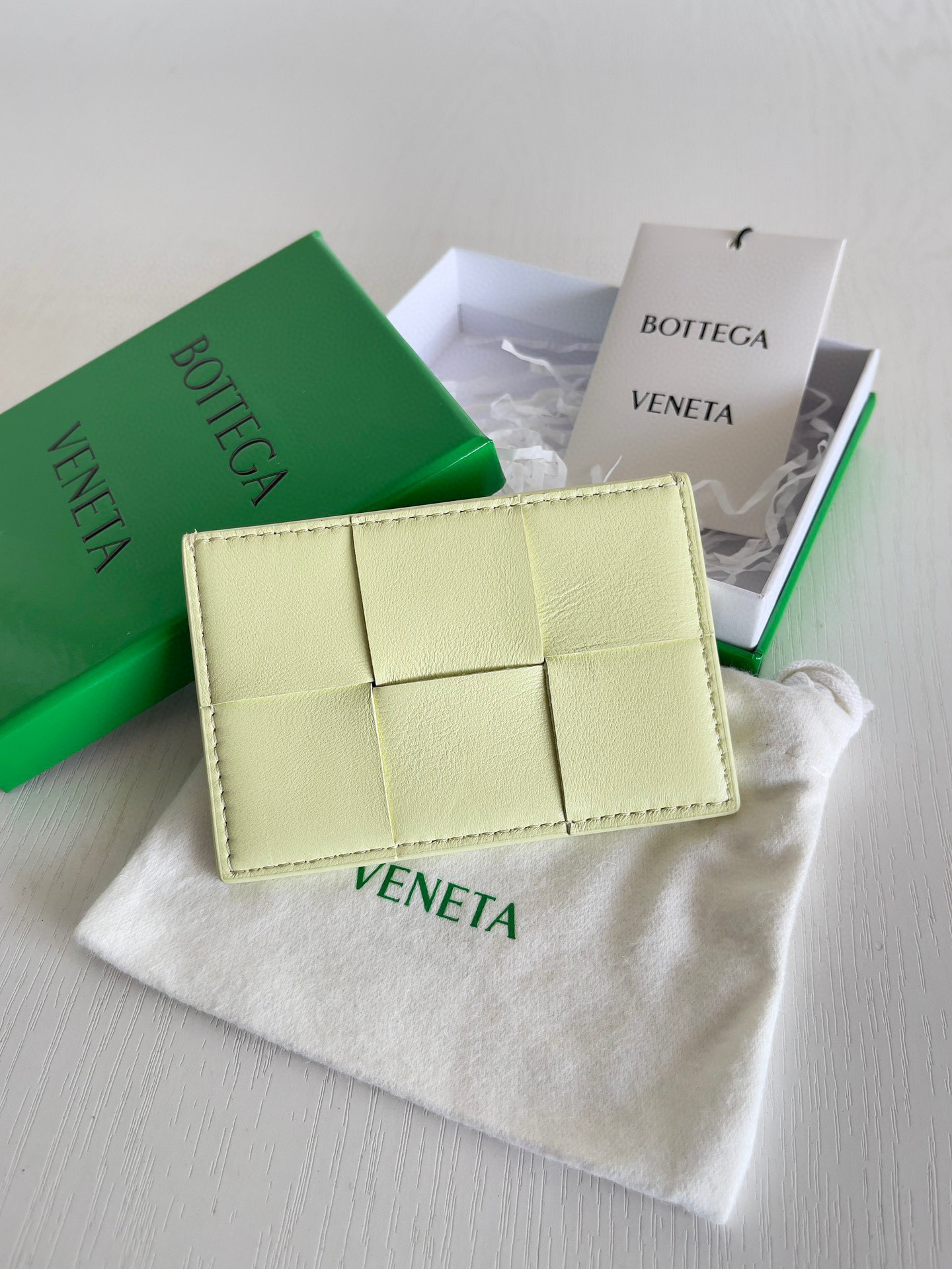 보테가베네타 Bottega Veneta 카드 지갑