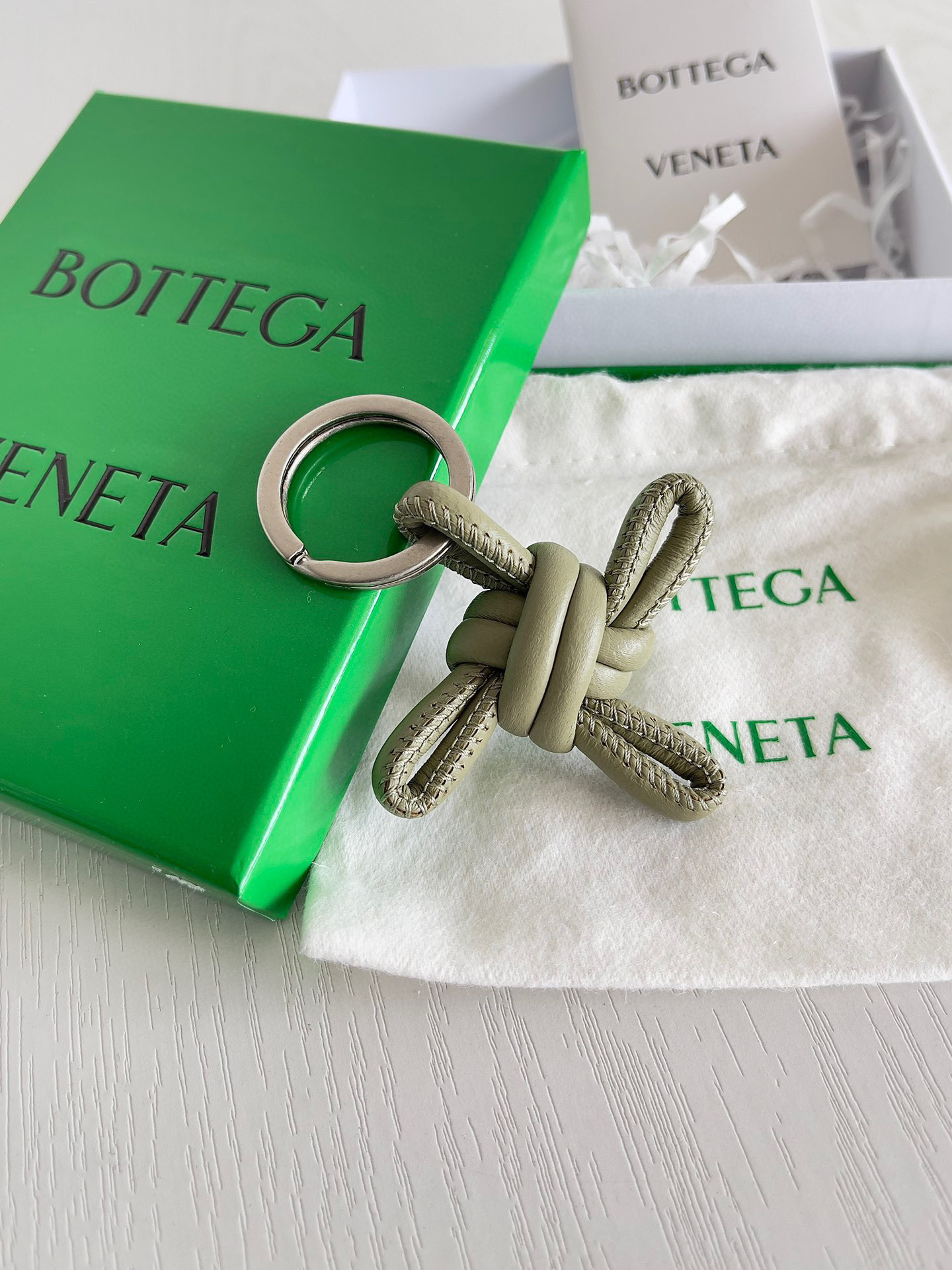 보테가베네타 Bottega Veneta