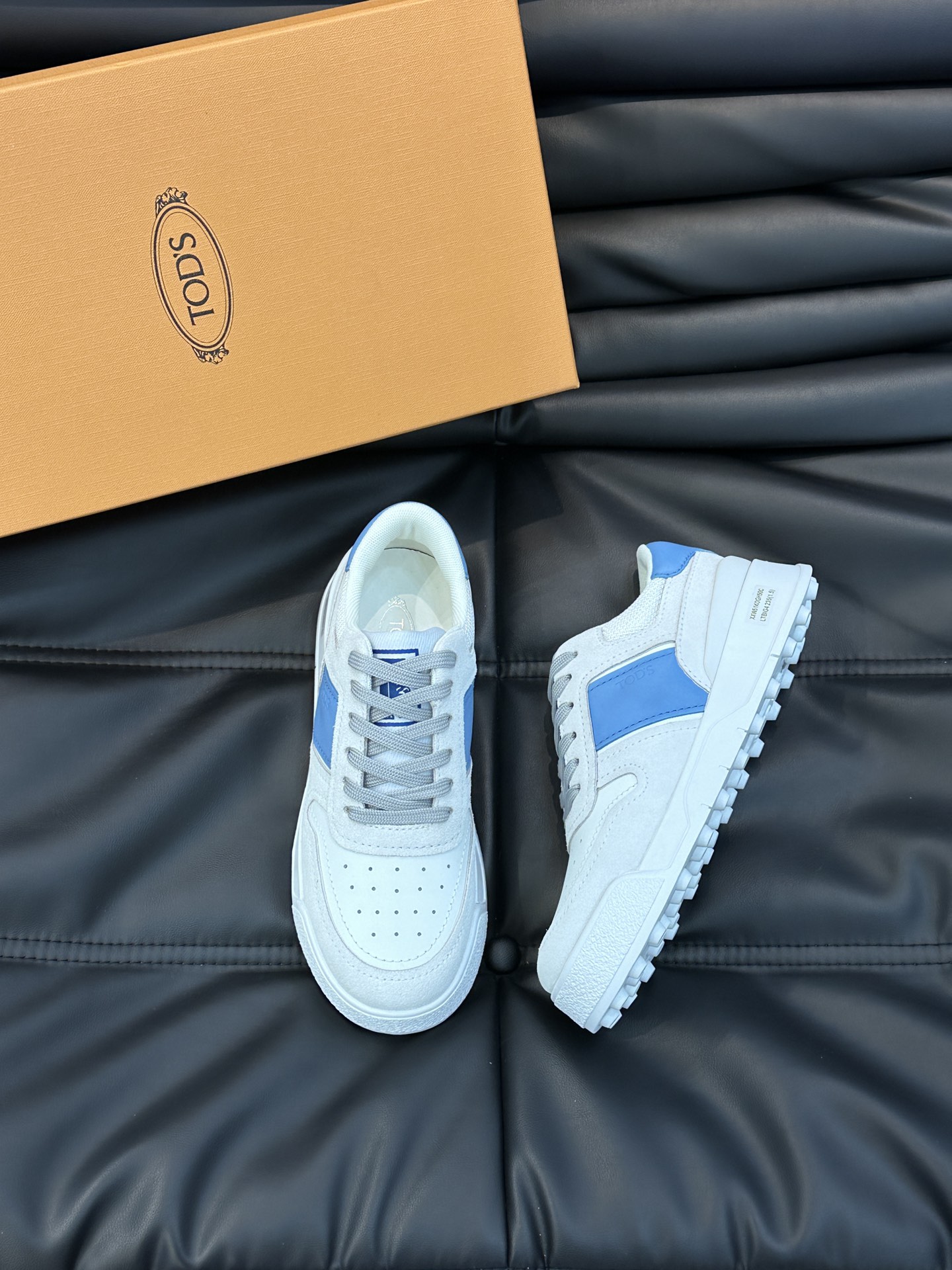 토즈 TOD'S 스니커즈