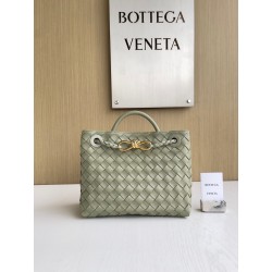 보테가베네타 Bottega Veneta 스몰 안디아모 Andiamo 743568