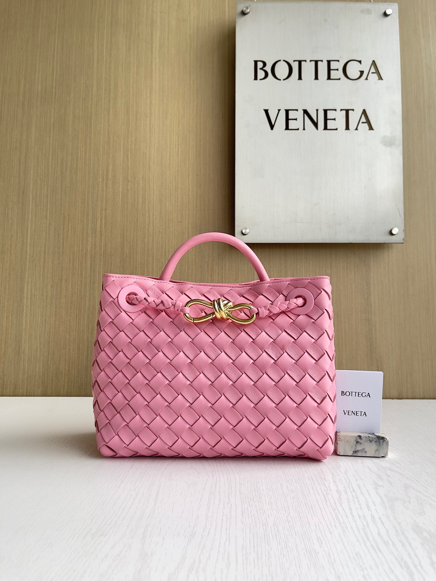 보테가베네타 Bottega Veneta 스몰 안디아모 Andiamo 743568