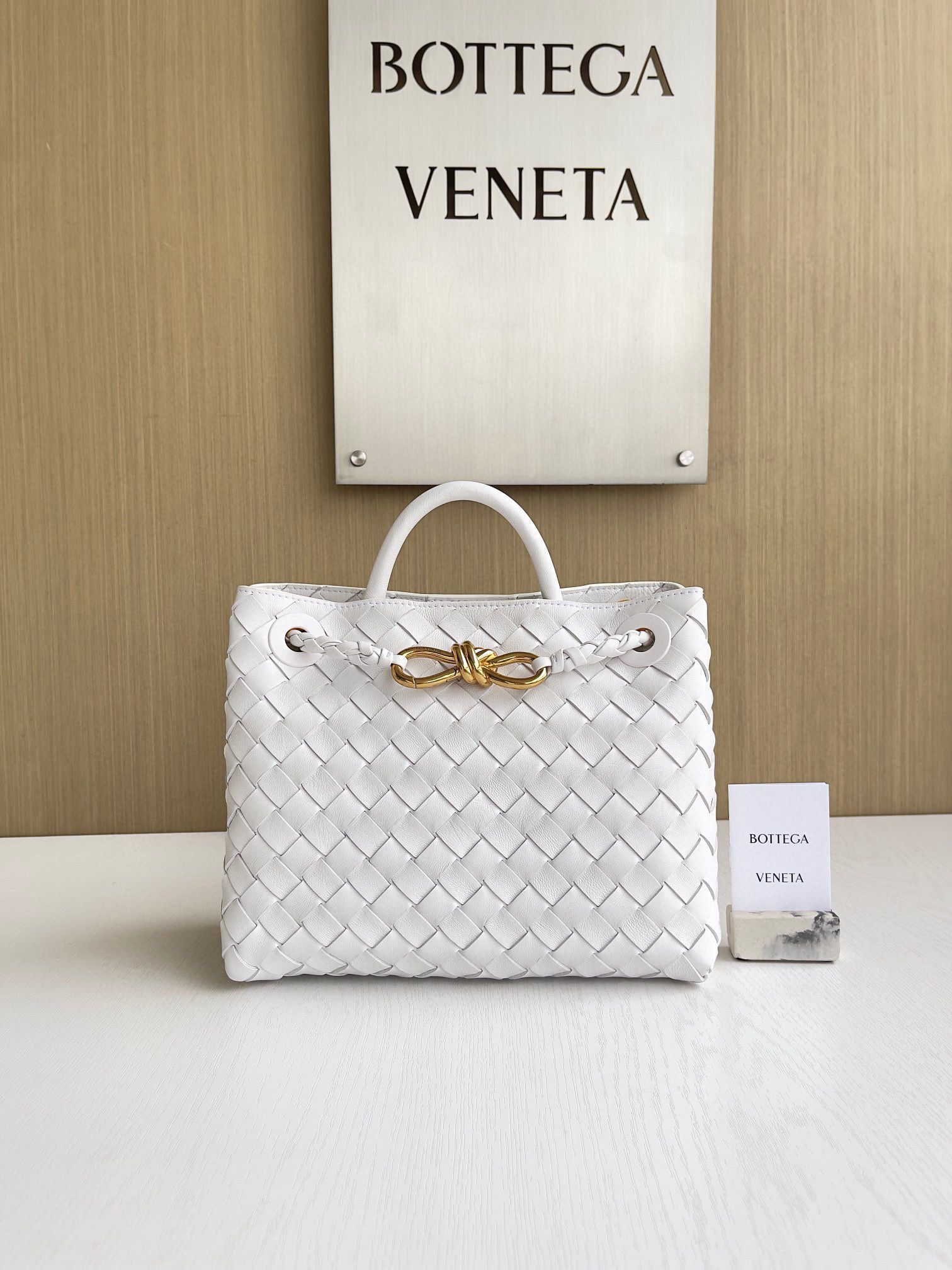 보테가베네타 Bottega Veneta 스몰 안디아모 Andiamo 743568 25cm