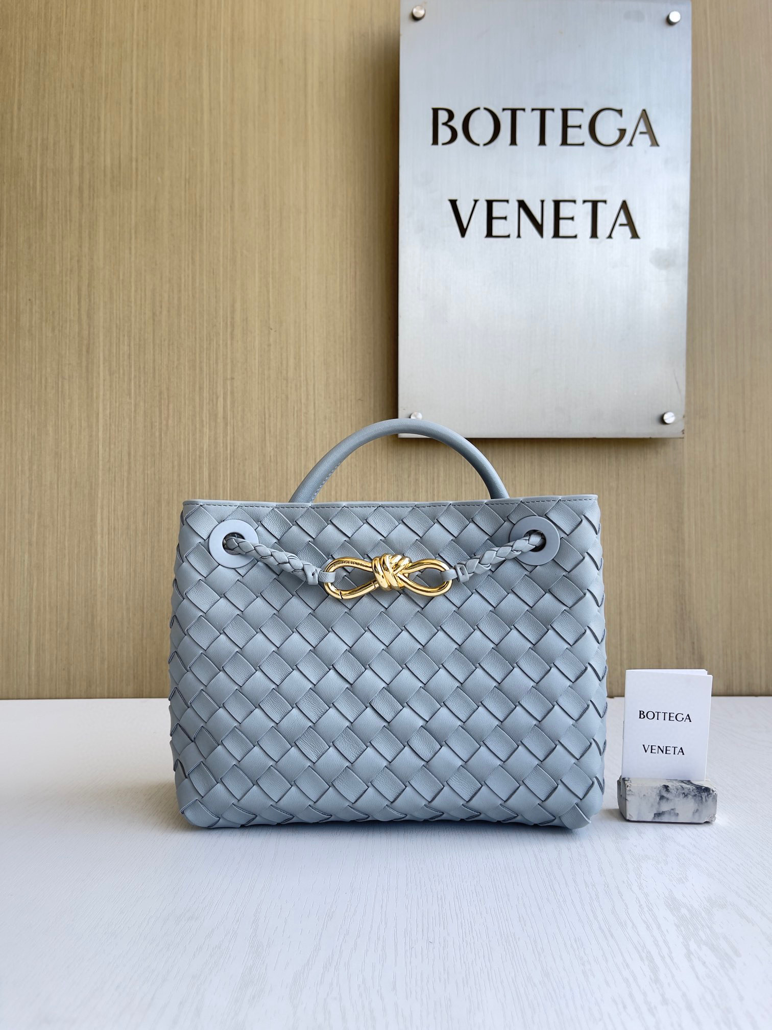 보테가베네타 Bottega Veneta 스몰 안디아모 Andiamo 743568