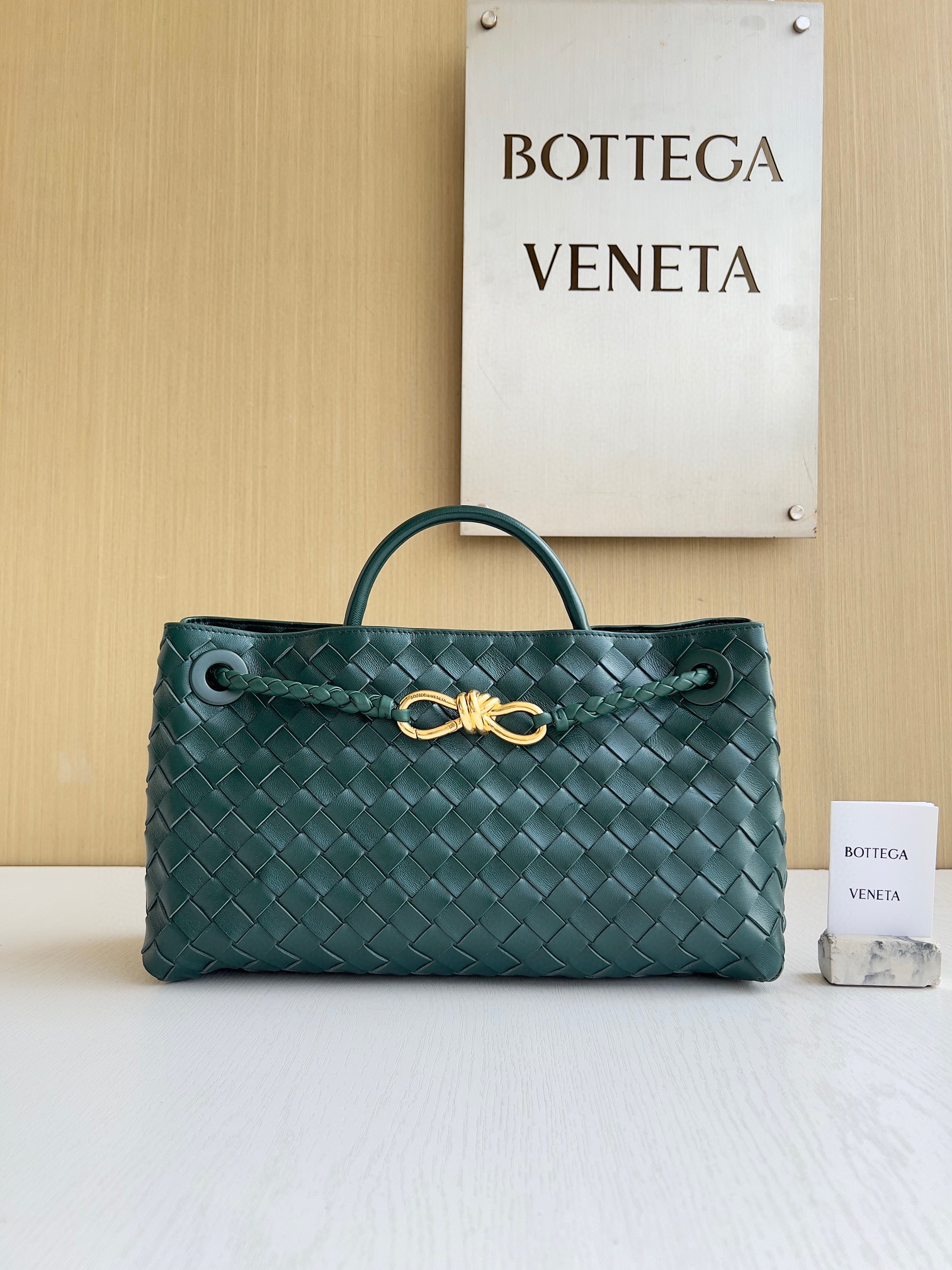 보테가베네타 Bottega Veneta 스몰 E/W 안디아모 Andiamo 754990