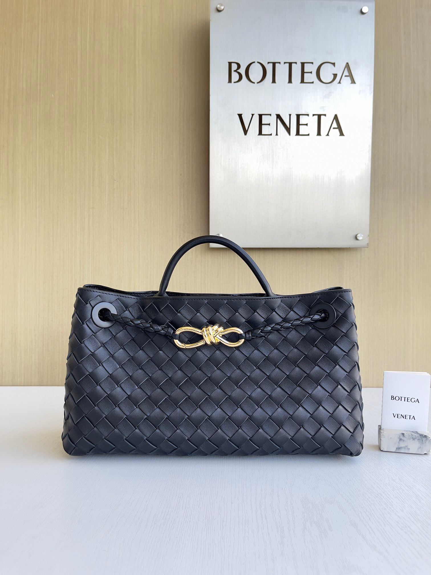 보테가베네타 Bottega Veneta 스몰 E/W 안디아모 Andiamo 754990