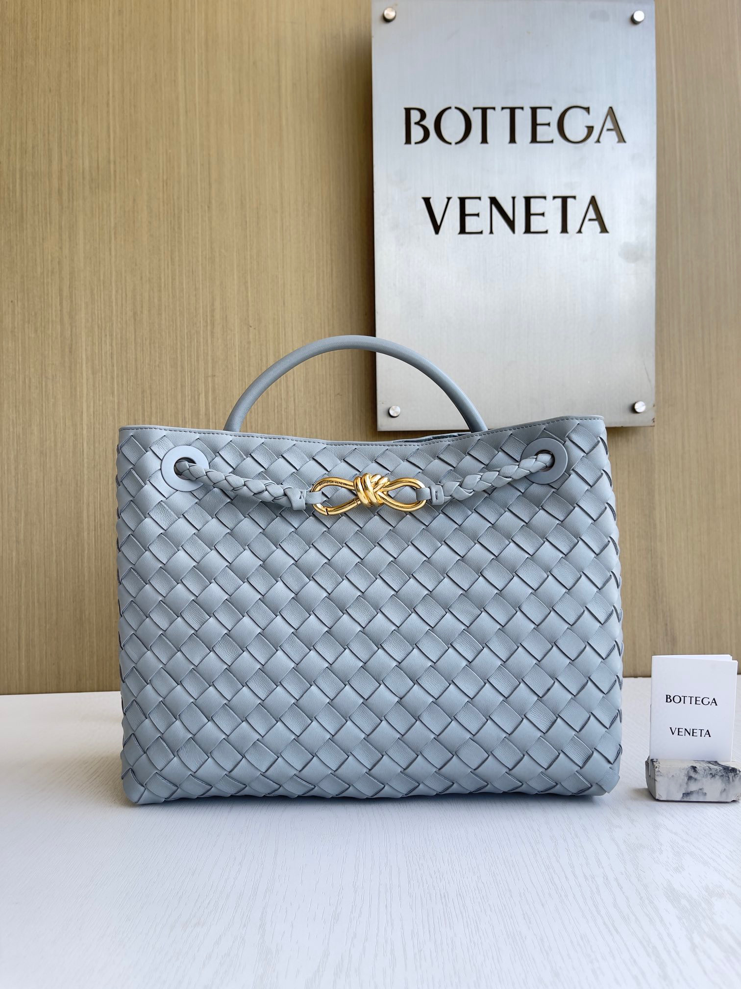 보테가베네타 Bottega Veneta 스몰 안디아모 Andiamo 743572