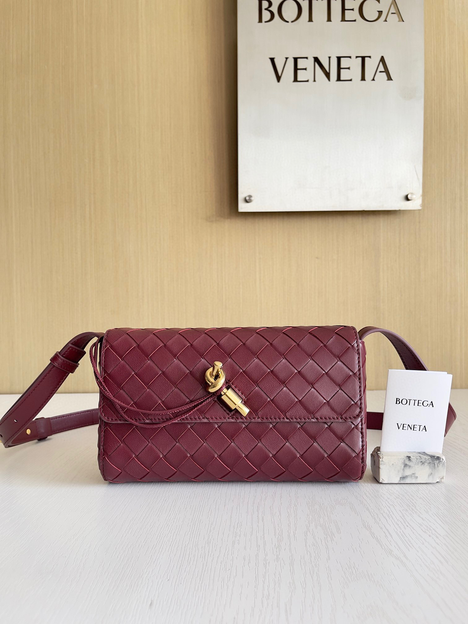 보테가베네타 Bottega Veneta Andiamo 755545