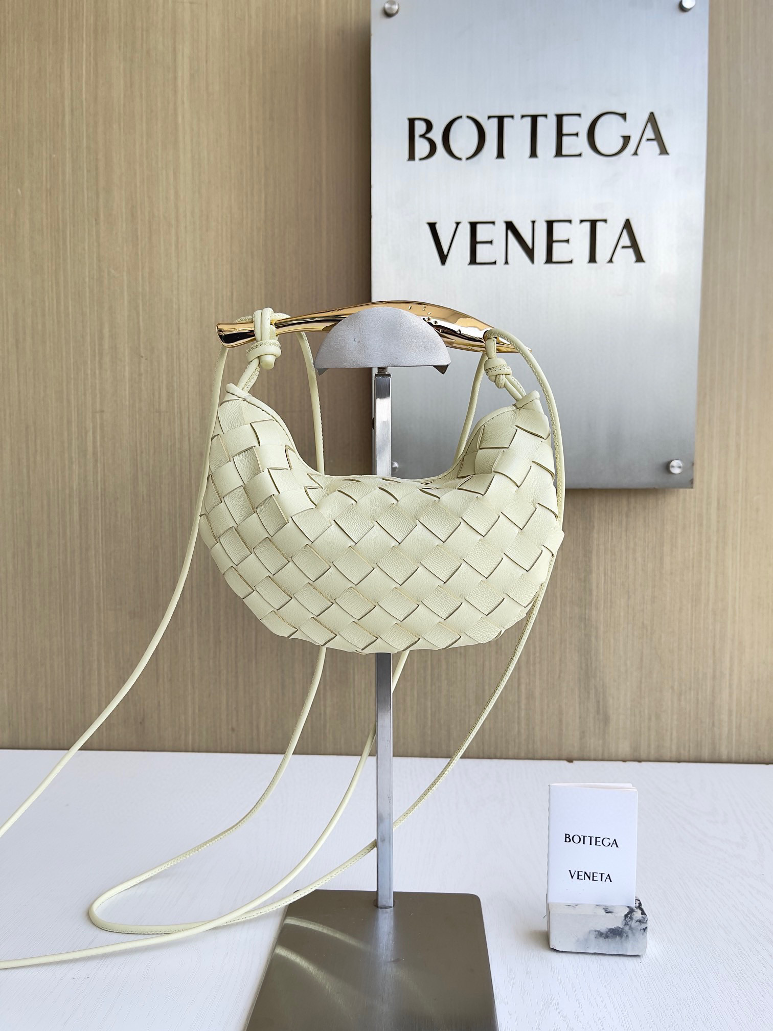 보테가베네타 Bottega Veneta 미니 사르딘 Sardine 744267