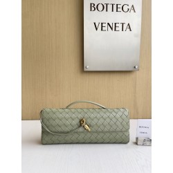 보테가베네타 Bottega Veneta 롱 핸들 클러치 Clutch Andiamo 741511