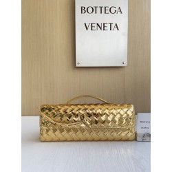 보테가베네타 Bottega Veneta 롱 핸들 클러치 Clutch Andiamo 741511