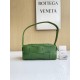 보테가베네타 Bottega Veneta 스몰 브릭 카세트 Brick Cassette 729166