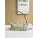 보테가베네타 Bottega Veneta 스몰 브릭 카세트 Brick Cassette 729166