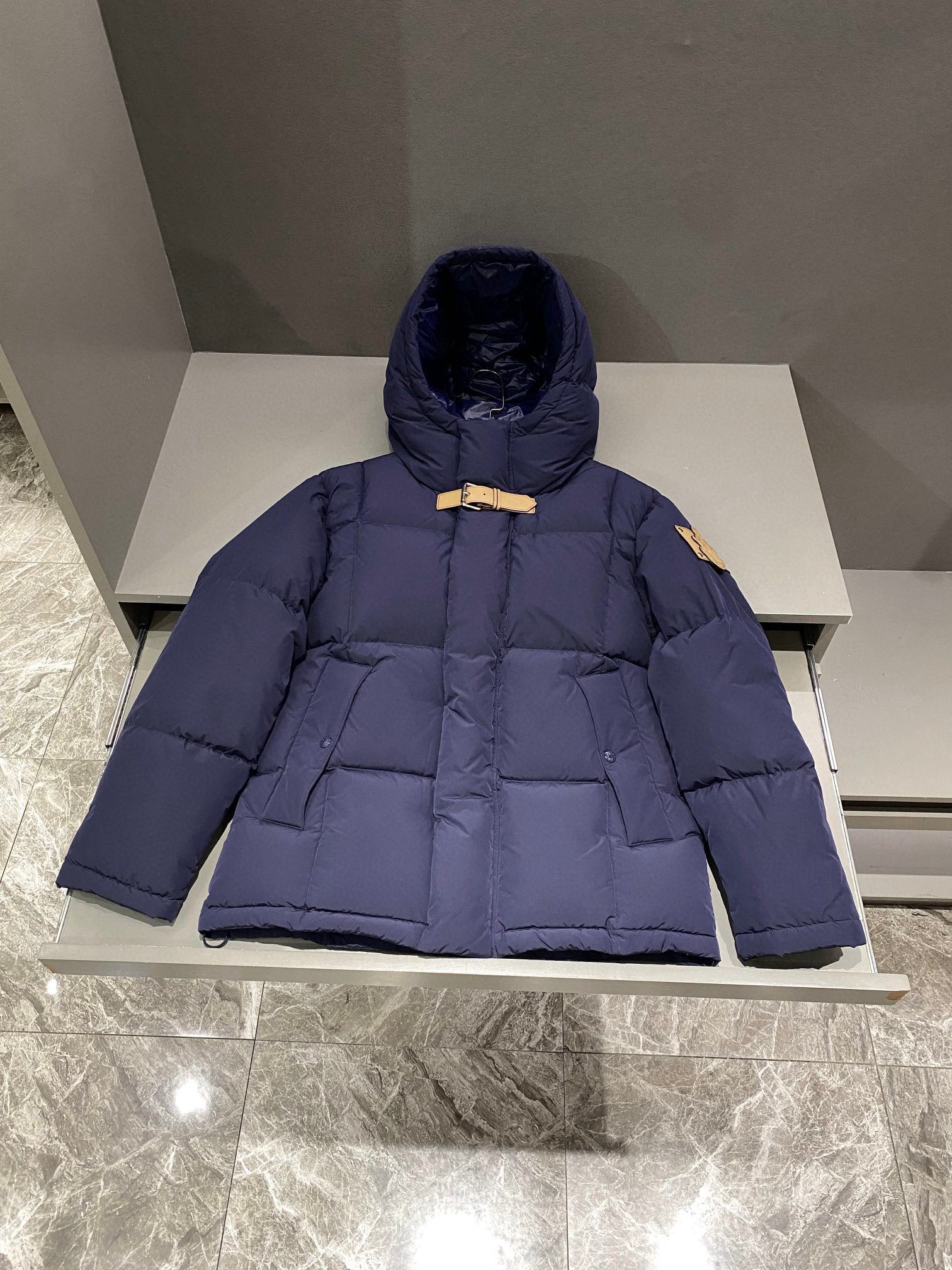 몽클레어 Moncler 패딩