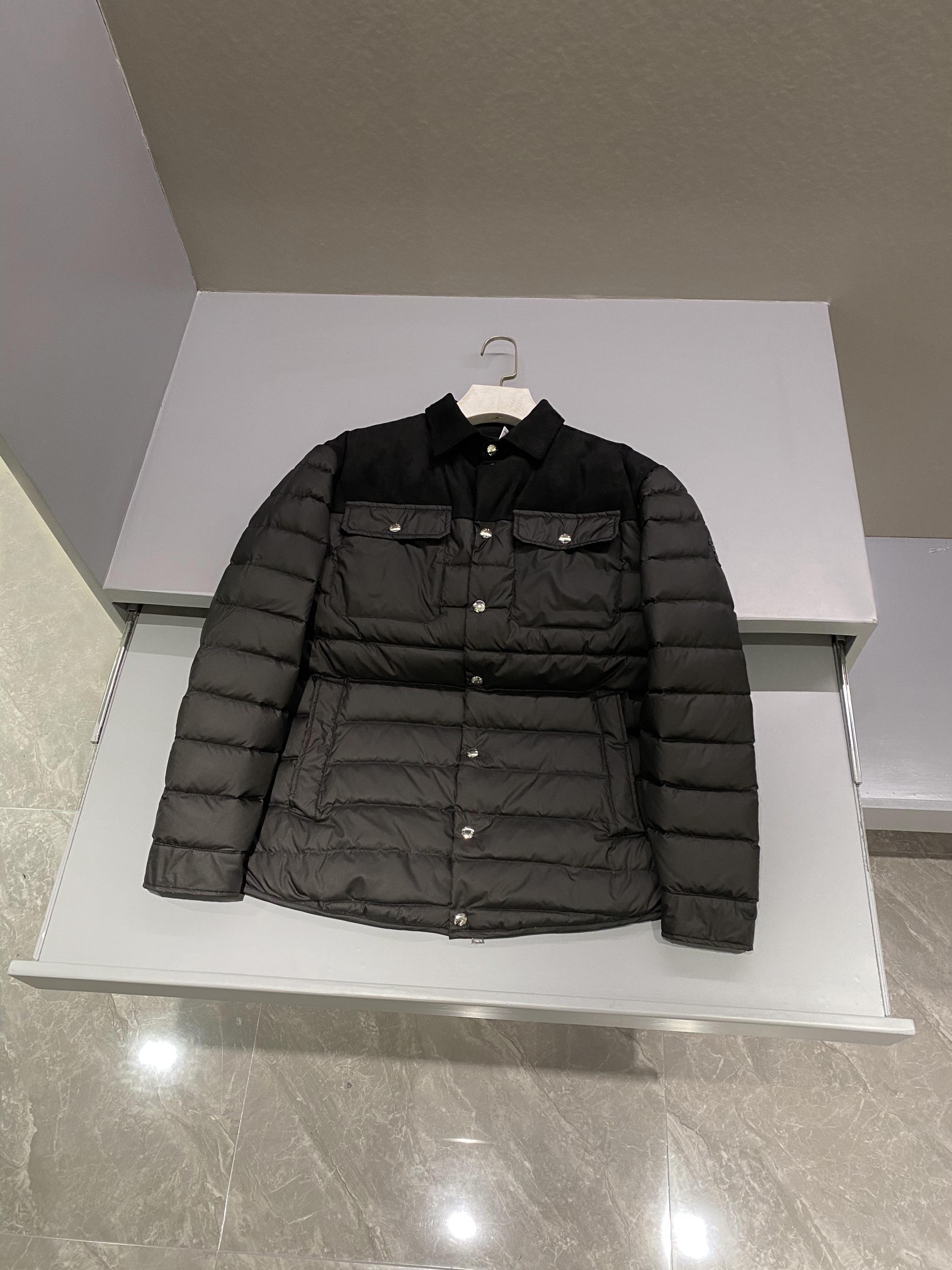 몽클레어 Moncler 패딩