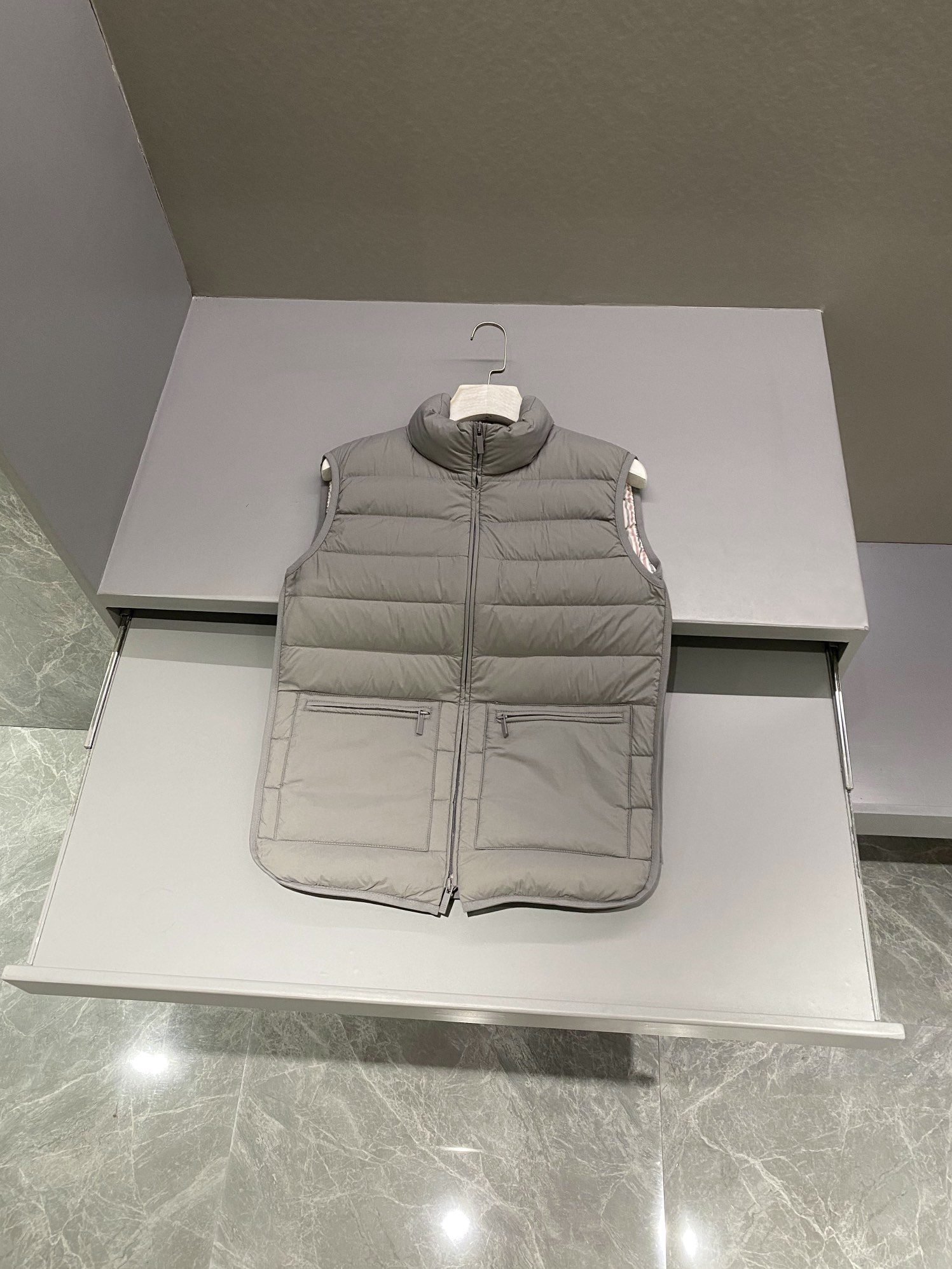 톰브라운 Thom Browne 패딩