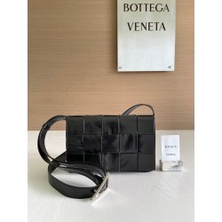 보테가베네타 Bottega Veneta Cassette 카세트 667298