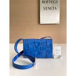 보테가베네타 Bottega Veneta Cassette 카세트 667298