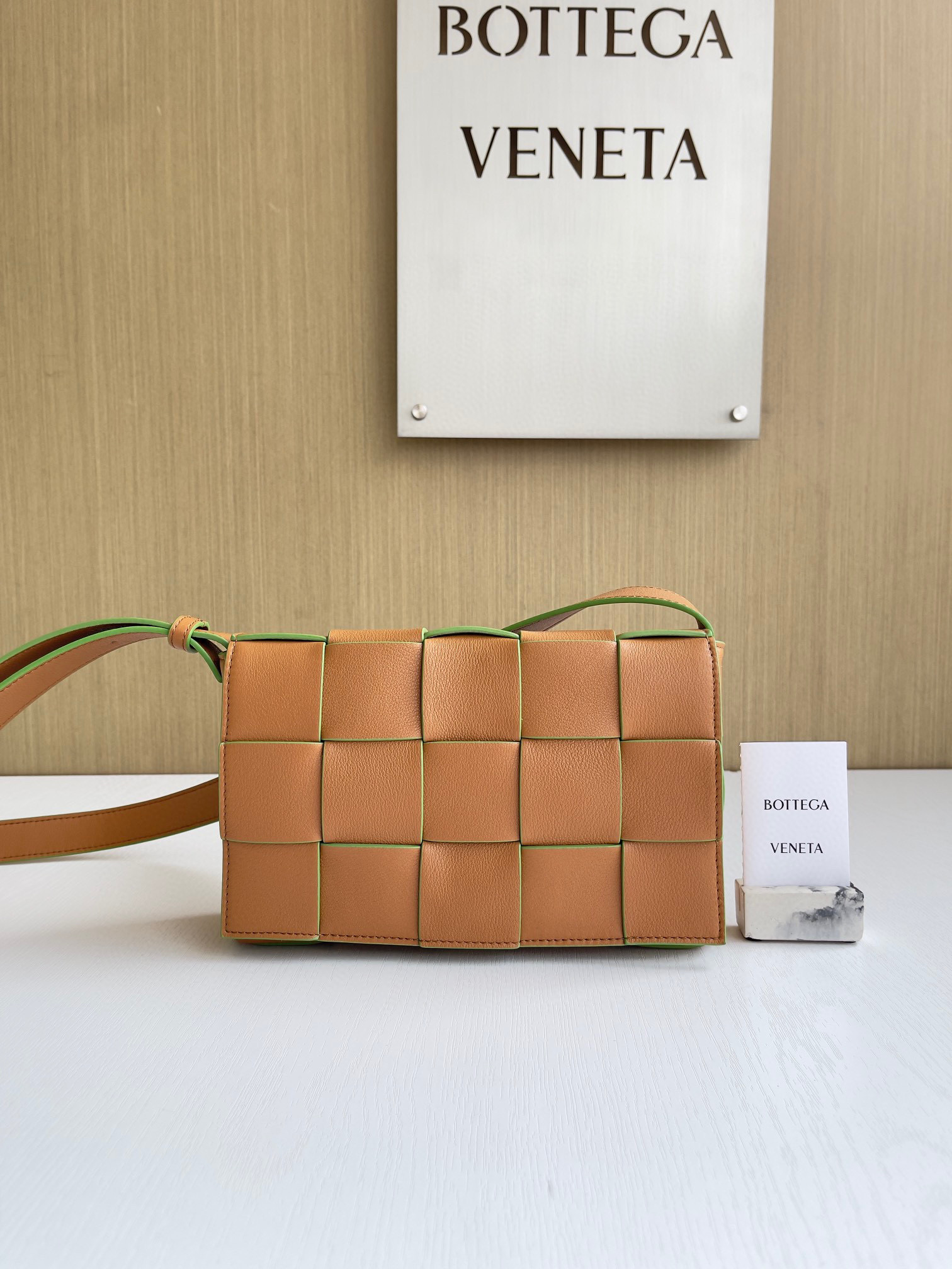 보테가베네타 Bottega Veneta Cassette 카세트 578004