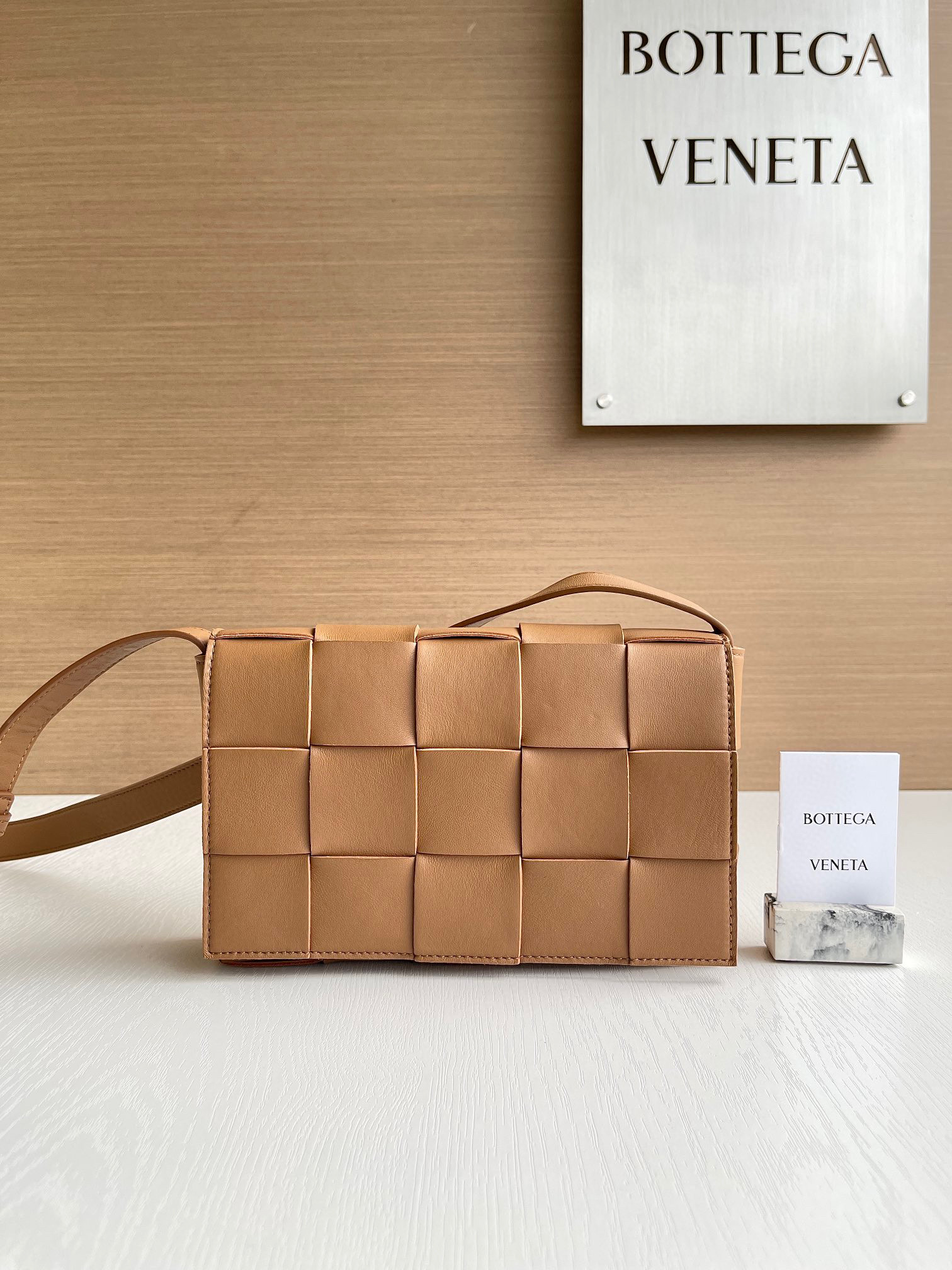 보테가베네타 Bottega Veneta Cassette 카세트 578004