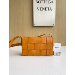 보테가베네타 Bottega Veneta Cassette 카세트 578004