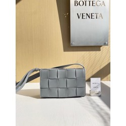 보테가베네타 Bottega Veneta Cassette 카세트 578004