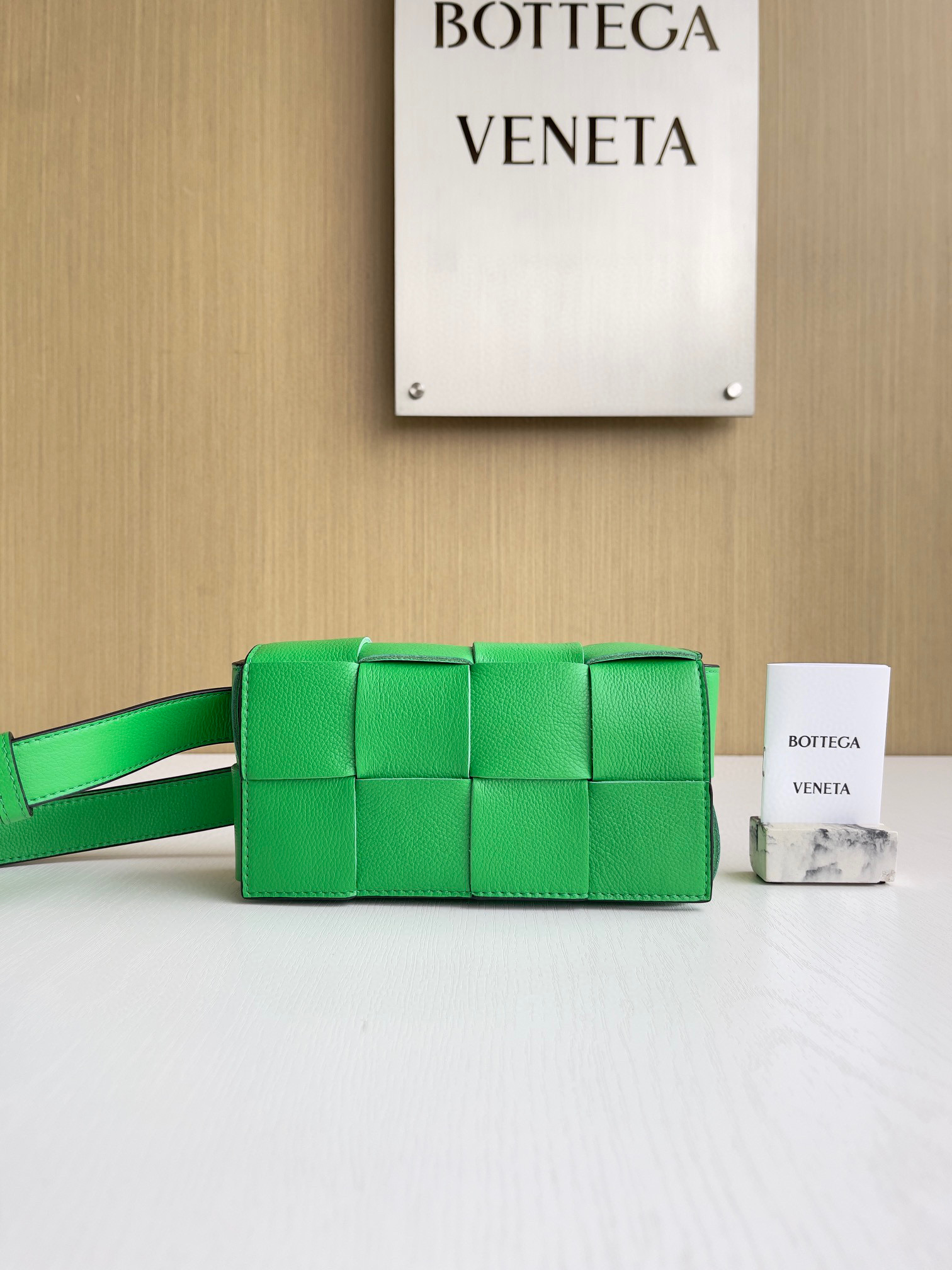 보테가베네타 Bottega Veneta Cassette 카세트 639367