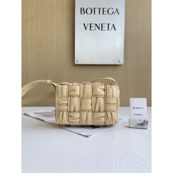 보테가베네타 Bottega Veneta 스몰 카세트 Cassette 736253