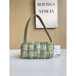 보테가베네타 Bottega Veneta 스몰 브릭 카세트 Brick Cassette 736233