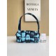 보테가베네타 Bottega Veneta 스몰 브릭 카세트 Brick Cassette 736233