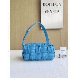 보테가베네타 Bottega Veneta 스몰 브릭 카세트 Brick Cassette 736233