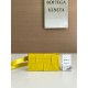 보테가베네타 Bottega Veneta 카세트 벨트 백 Cassette 651053