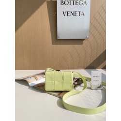 보테가 베네타 Bottega Veneta 미니 레더 카세트백 리본 Cassette 667048