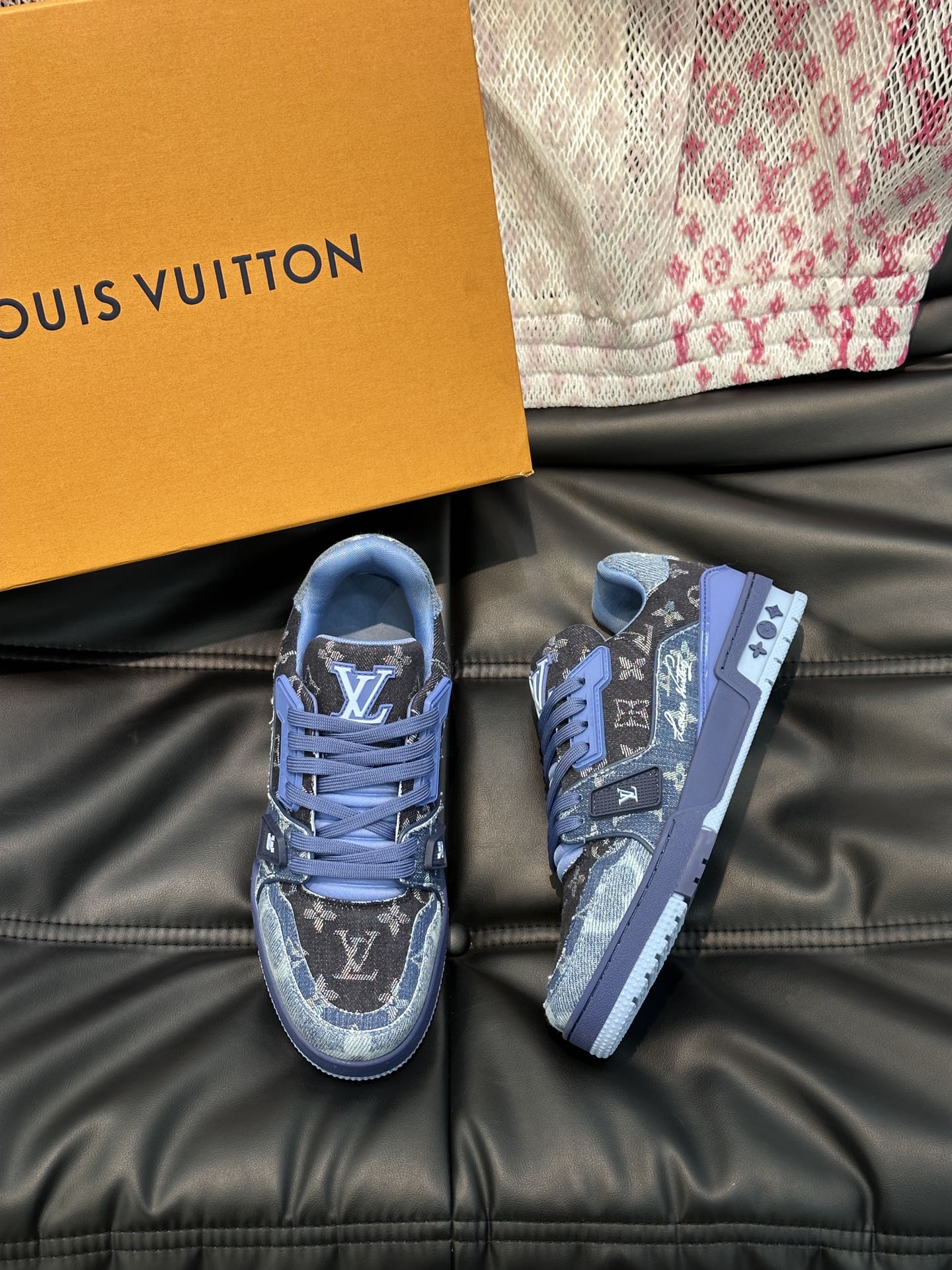 루이비통 Louis Vuitton 스니커즈