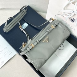 프라다 Prada 1BA215 LuxSoft 크로스 백 26CM