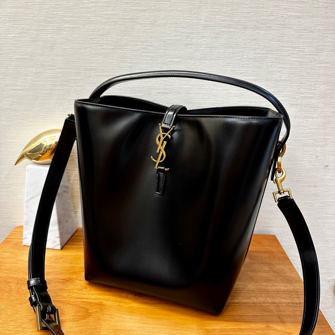 생로랑 Saint laurent/YSL 742828 샤이니 레더 르 37 블랙 25CM