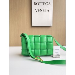 보테가 베네타 Bottega Veneta 잉꼬그린골드 Cassette 591970