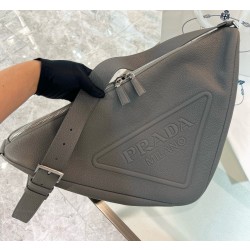 프라다 Prada 2VY007 벨트 백 22.5CM