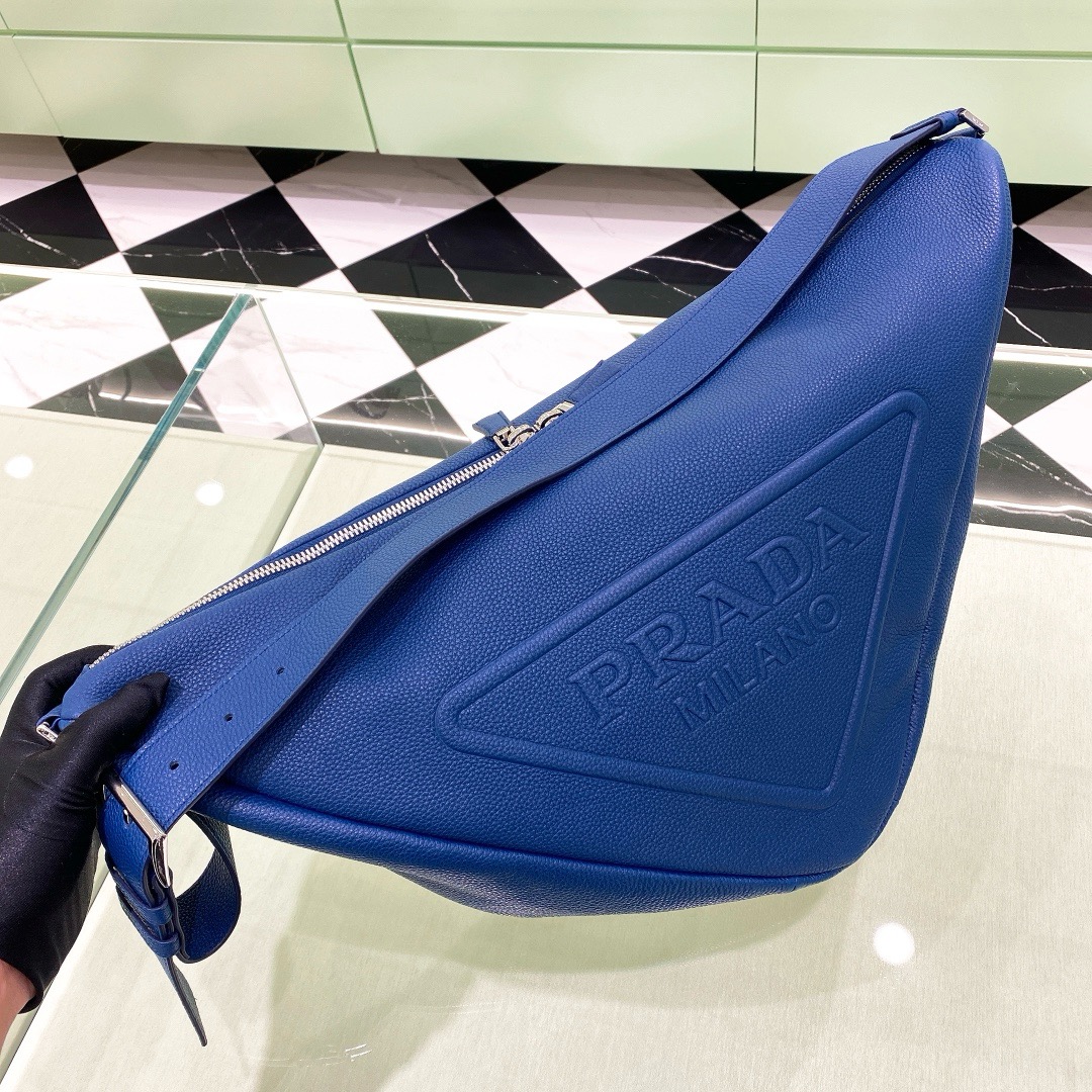 프라다 Prada 2VY007 벨트 백 22.5CM