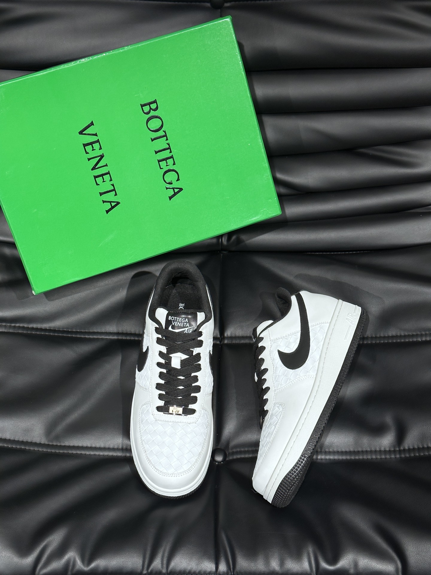 보테가 베네타 Bottega Veneta 스니커즈