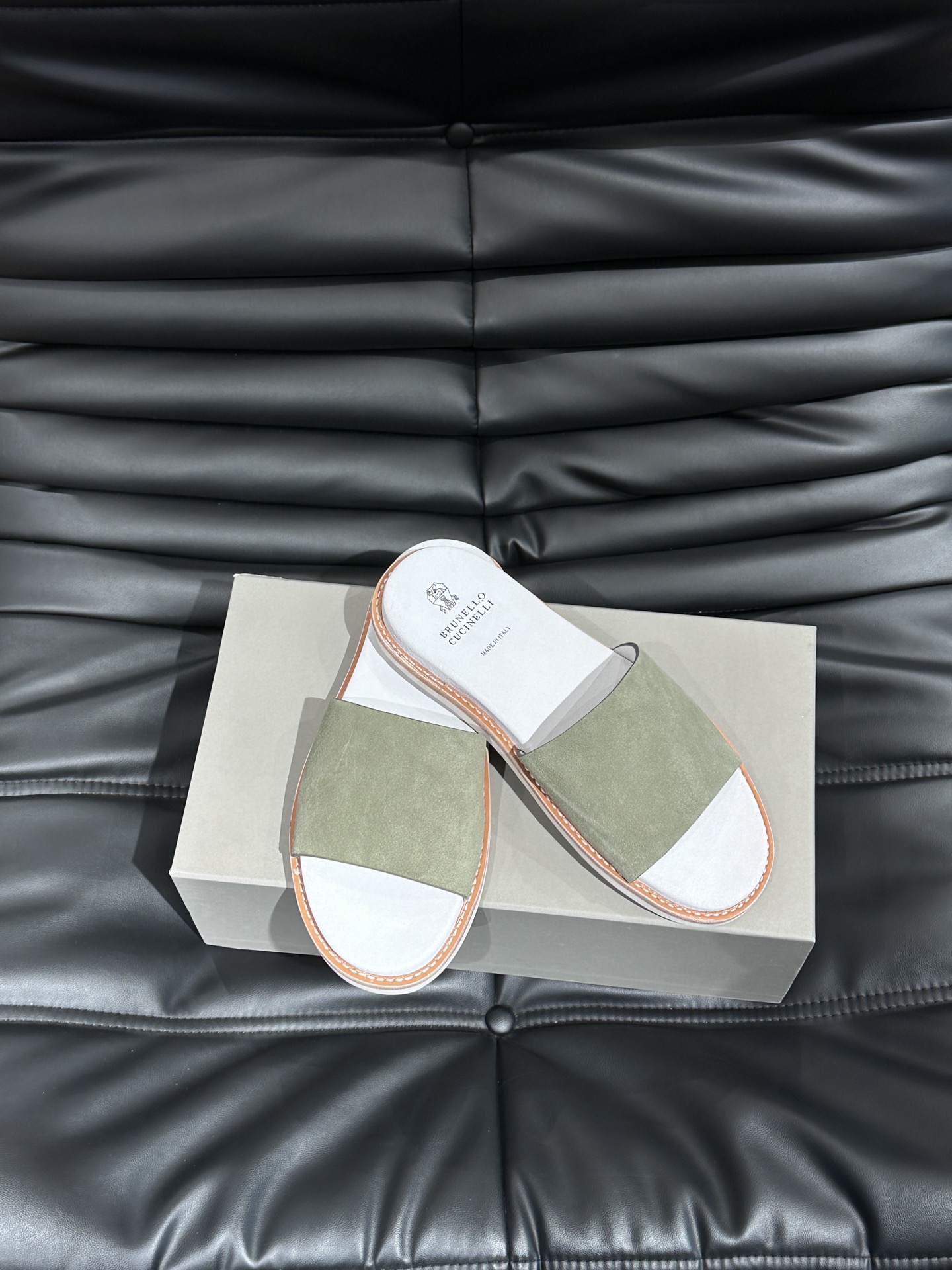 브루넬로 쿠치넬리 Brunello Cucineli 슬리퍼