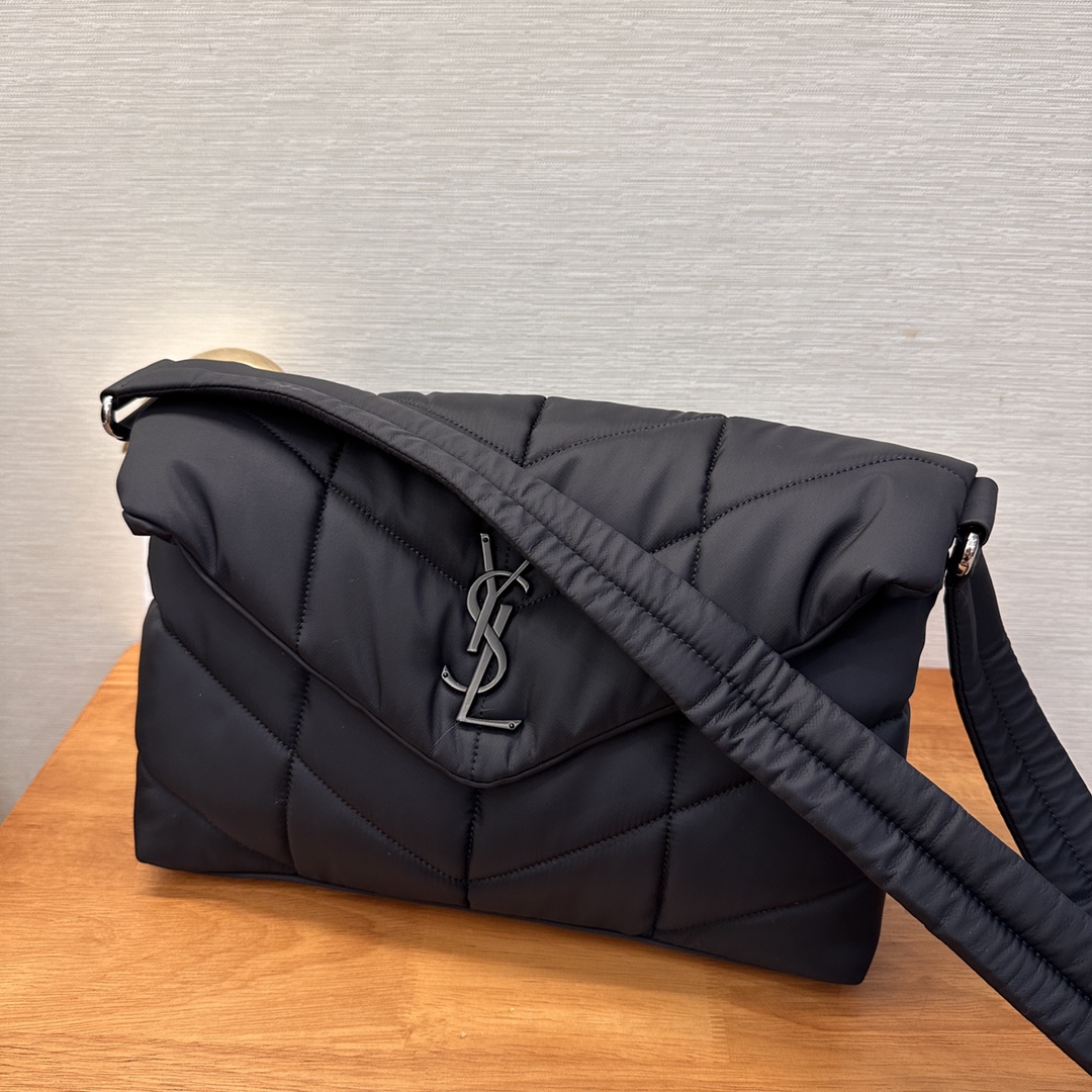 생로랑 Saint laurent/YSL 733630 에코닐 재생 나일론 퍼퍼 메신저백 블랙 34CM