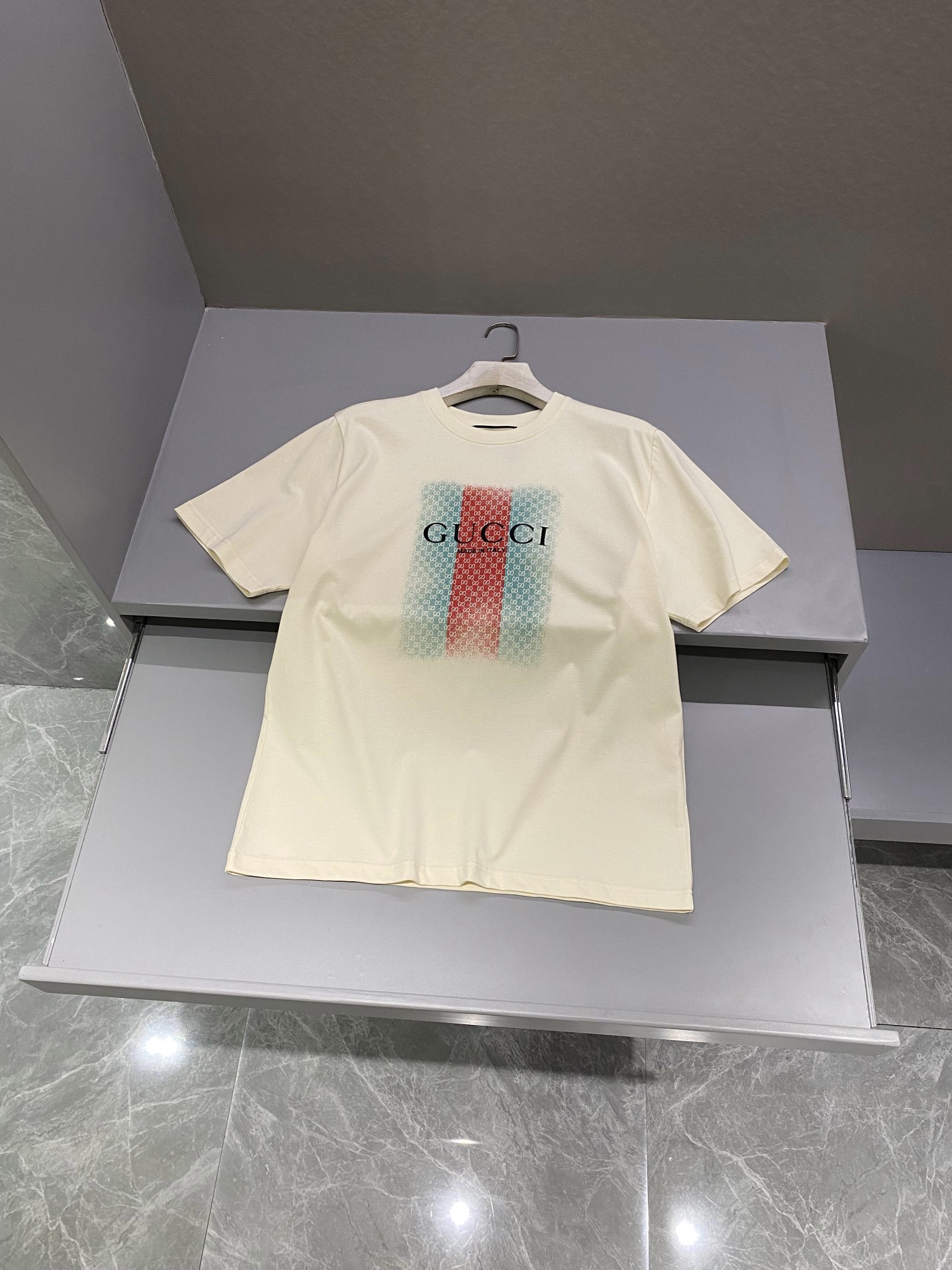 구찌 Gucci 반팔 티셔츠