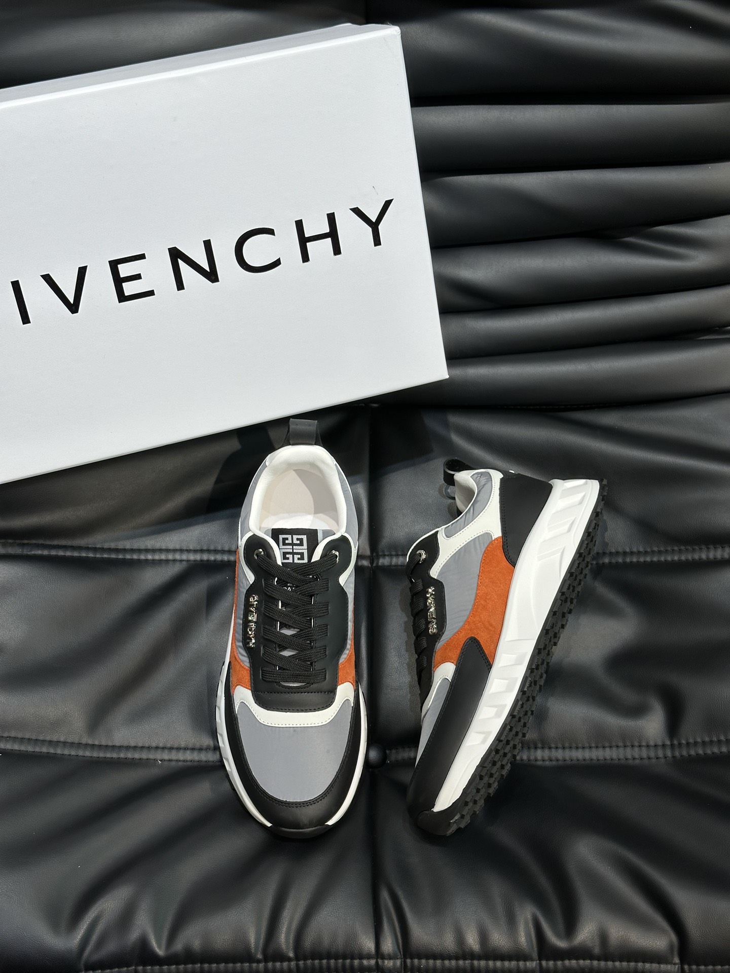 지방시 Givenchy 스니커즈