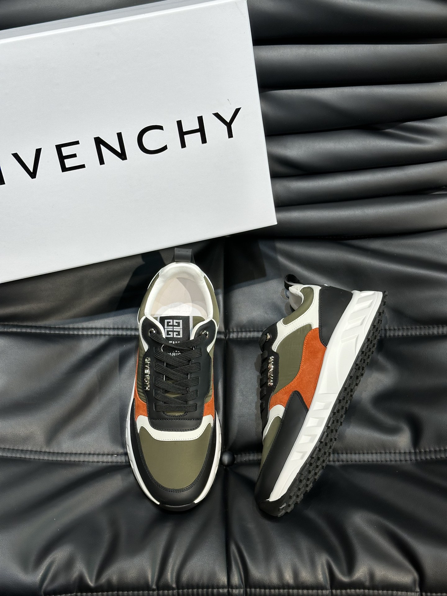 지방시 Givenchy 스니커즈